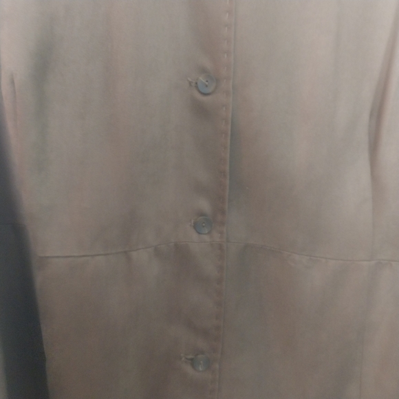 August Max Woman faux suede button up 1970s top - Picture 2 of 15